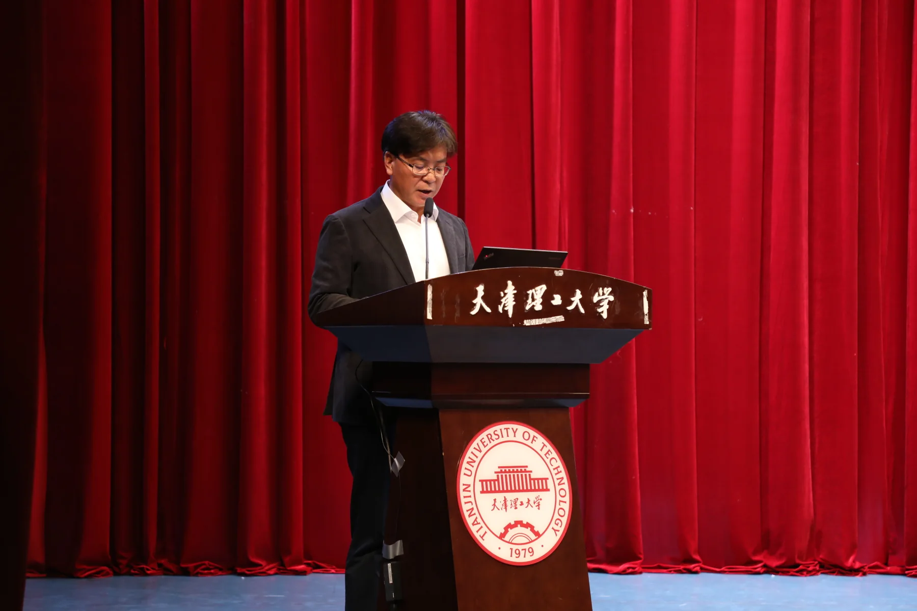 嘉宾演讲记录